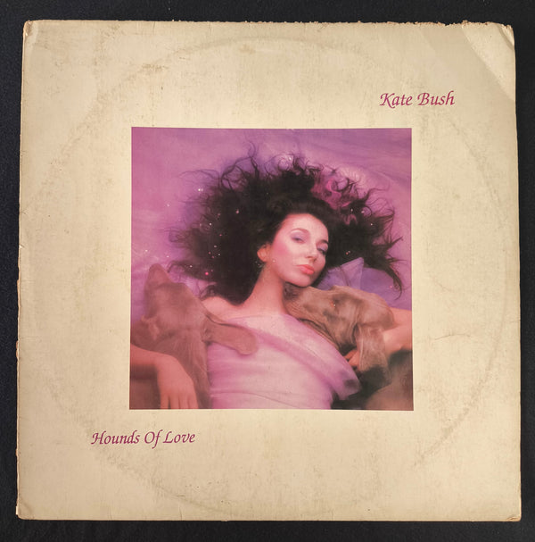 Capa de HOUNDS OF LOVE